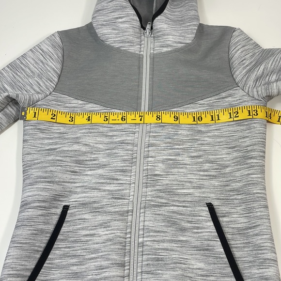 DOMYOS kids, hooded sweatshirt with zipper, Size 8 - Picture 8 of 12